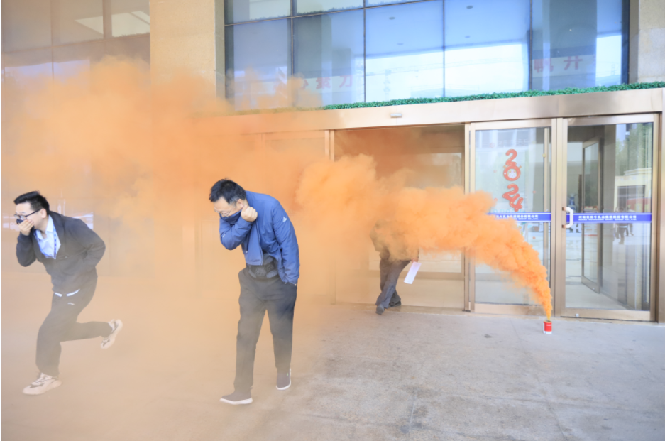增強消防意識，筑牢安全底線丨花花牛乳業(yè)集團組織消防應急演練