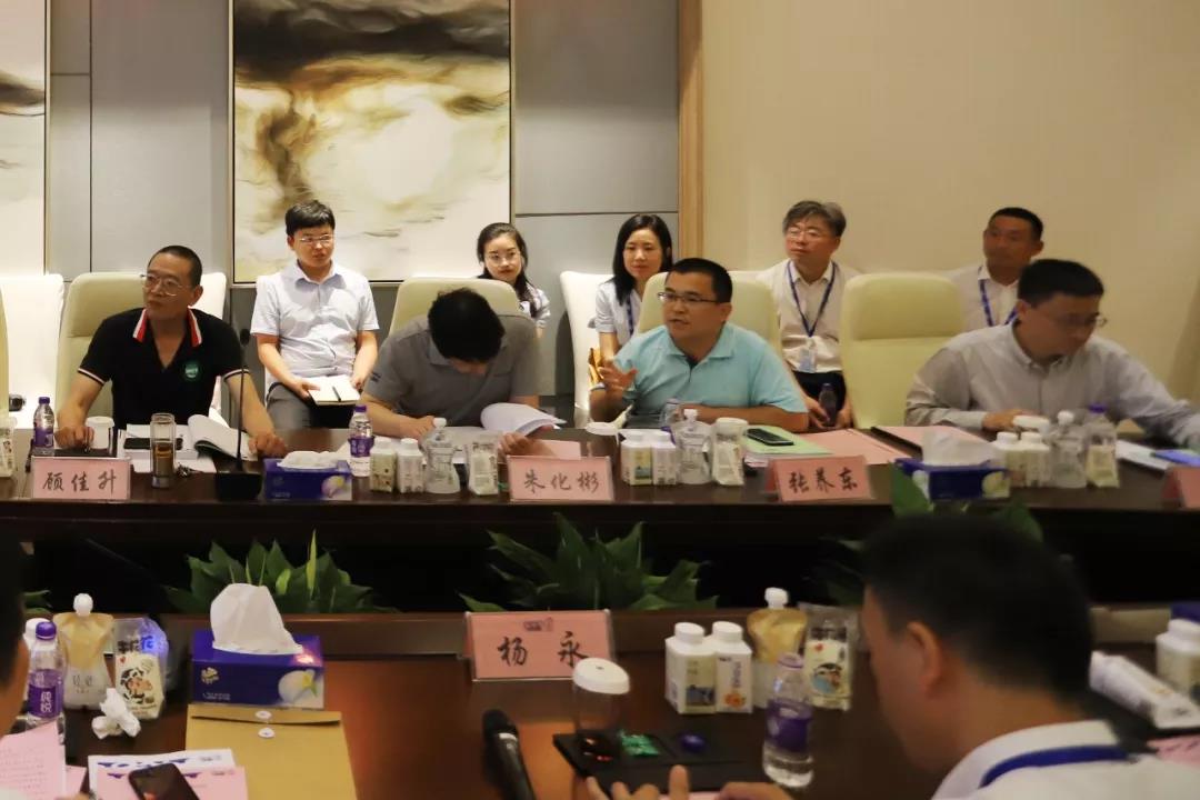 河南首家！花花牛乳業(yè)集團(tuán)通過優(yōu)質(zhì)乳工程驗(yàn)收