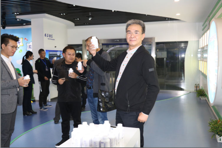 商界領(lǐng)袖俱樂部精英參訪花花牛！