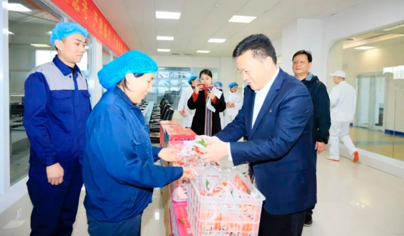 新春慰問送關懷——集團黨委書記、董事長慰問春節(jié)期間堅守崗位的一線職工